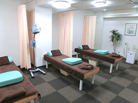 施術スペースも広々